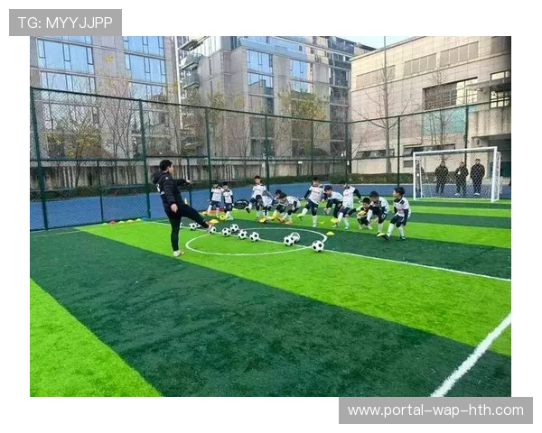 德甲俱乐部联合开展社区青训计划,深耕本地足球文化 德甲俱乐部联合开展社区青训计划,深耕本地足球文化